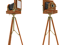 دانلود عکس زیبای دوربین قدیمی ایزوله شده در بک گراند سفید