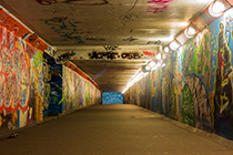دانلود عکس استوک تونل زیر زمینی در شهر
