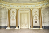 خرید عکس نمای داخلی قصر زیبا