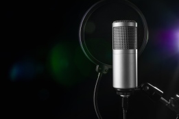 عکس میکروفون استودیویی با کیفیت بالا