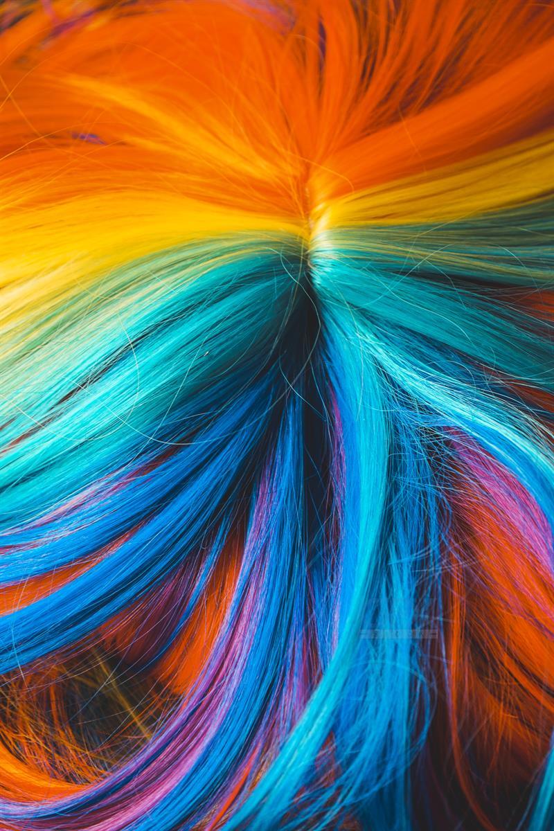 عکس فشن Close-up از Rainbow Wig رنگین‌کمانی