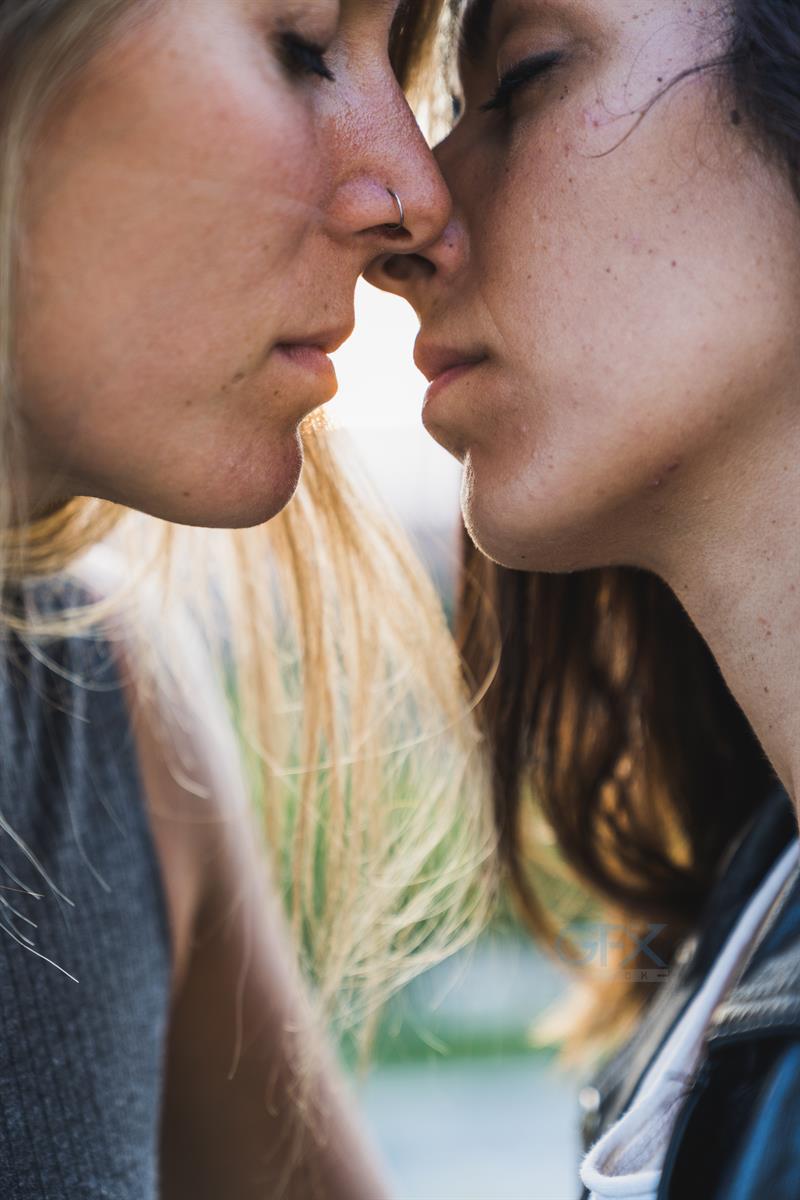 عاشقانه Close-up: لحظه نزدیک Romantic kiss