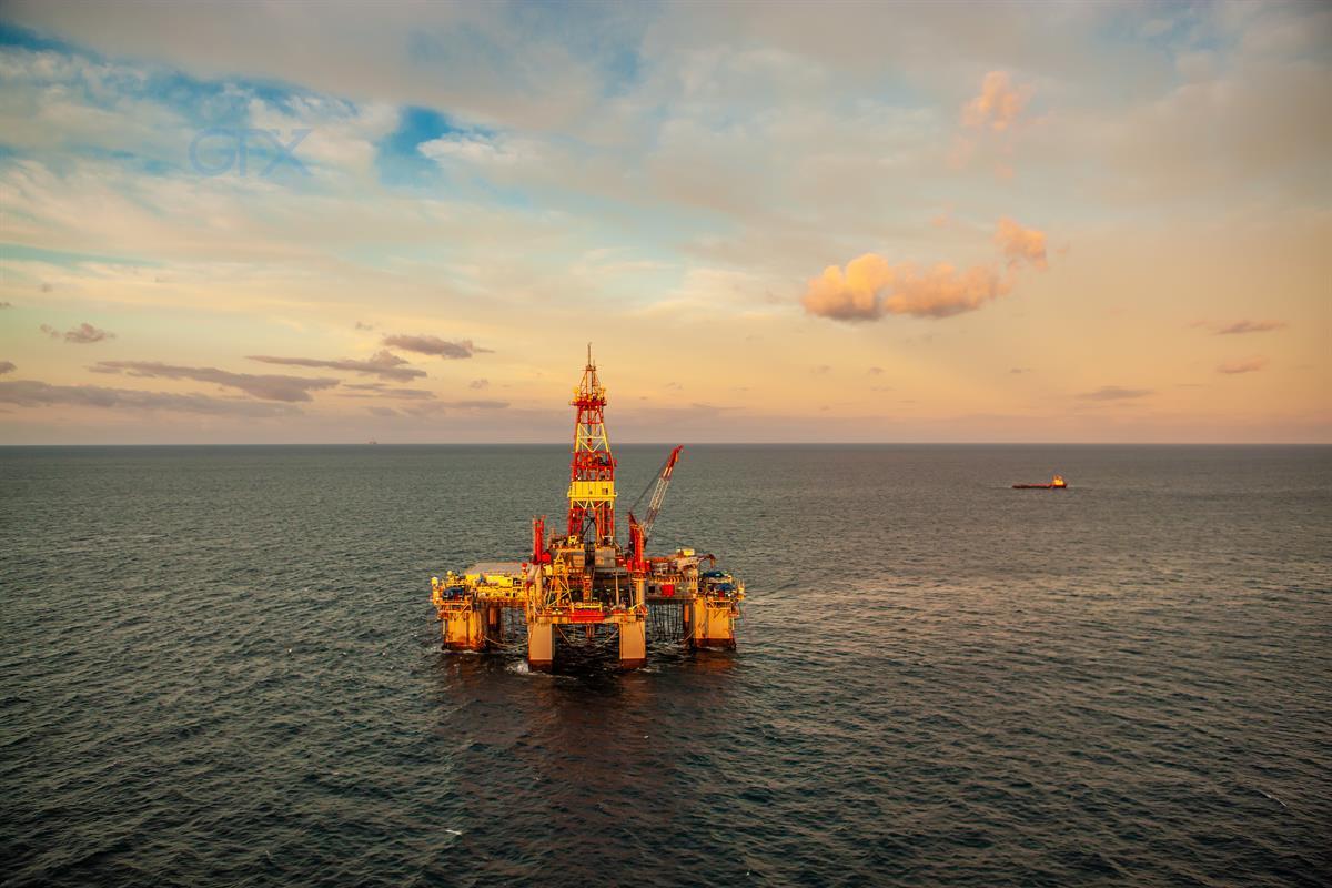 عکس سکوی نفتی Offshore Oil Rig دریا