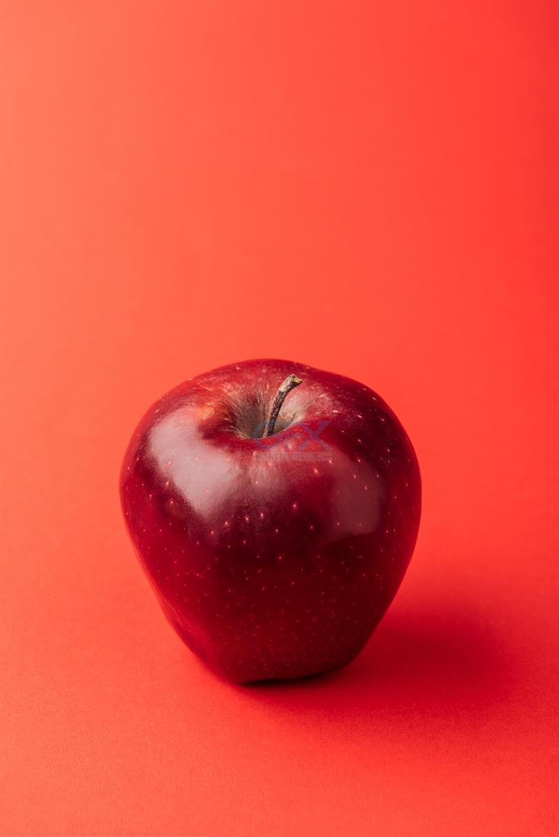 عکس استوک سیب قرمز Fresh Red Apple Stock Photo